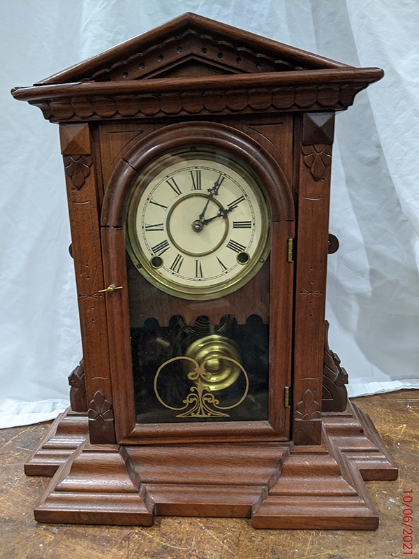 E. Ingraham Mantle Clock – Kitchen Clock style - $135