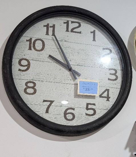 Quartz Decorative Wall Clock — $35